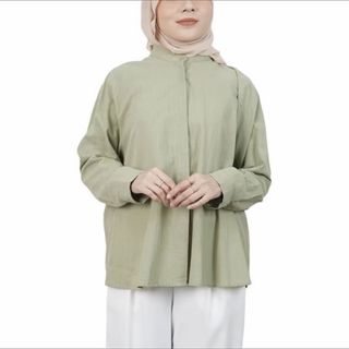 (Category: ) located in . Submitted by wardrobe.g (Listing ID 1460988999, Image 1). Description: .
