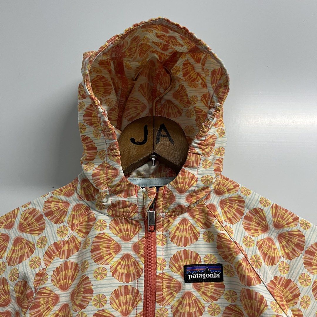 Patagonia - Kids Baggies Jacket (Category: Babies & Kids Fashion) located in Batangas. Submitted by wornwear.ph (Listing ID 1461087120, Image 3). Description: Patagonia - Kids Baggies Jacket 18M on tag Width 12.5 inches Length 13” Water repellant Excellent condition 680 only! .