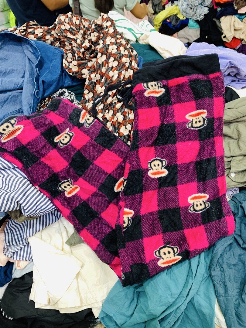 PAUL FRANK SLEEPWEAR PANTS (Category: Other Bottoms) located in Kabankalan. Submitted by leans_closet (Listing ID 1461067764, Image 2). Description: S-m.