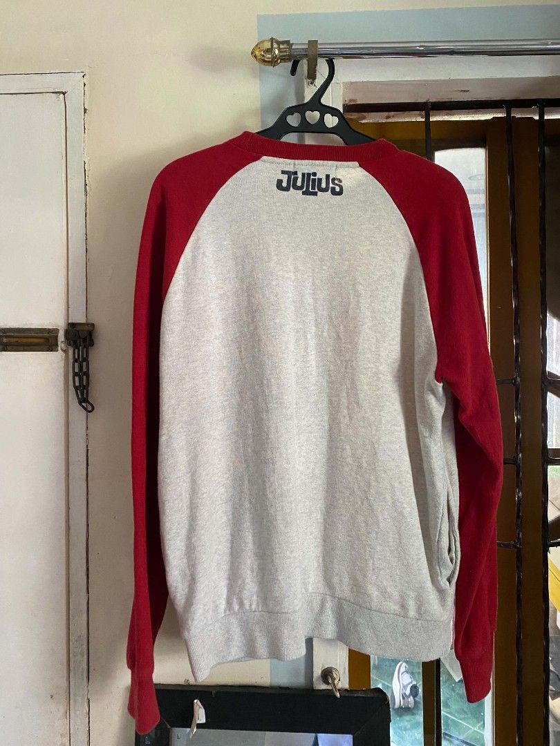 PAUL FRANK (JULIUS) WITH SIDE POCKETS (Category: Longsleeves) located in Davao. Submitted by gg_buynsell (Listing ID 1461034455, Image 3). Description: 19x26 Size. Side pockets and tags. No issues, Can do meet ups or ships.
