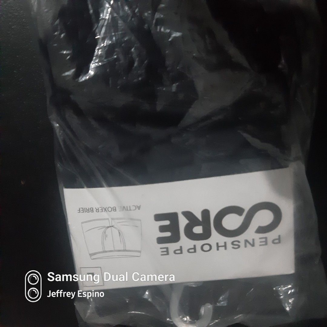 Penshoppe Core Active Boxer Brief L (Category: Activewear) located in Quezon City. Submitted by jeffreyespino (Listing ID 1460966153, Image 1). Description: We accept cash, GCash / Maya 09152688298, 09989968742, Gotyme, BPI, BDO, LBC, Cebuana Lhuiler, MLhuiler and Palawan Express payments. For faster transaction sms us thru 09989968742 Deliver / pick up thru Lalamove, Grab etc. Shipping via JRS Express or LBC (delivery or shipping fee to be shoul