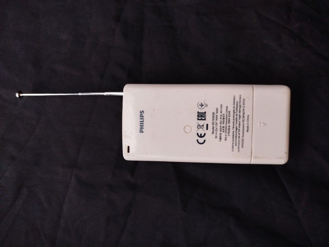 Philips pocket radio (Category: Other Audio Equipment) located in Manila. Submitted by jojo.welter (Listing ID 1461089366, Image 2). Description: Philips pocket am/FM radio 2 x AAA batteries with antenna malakas sagap.