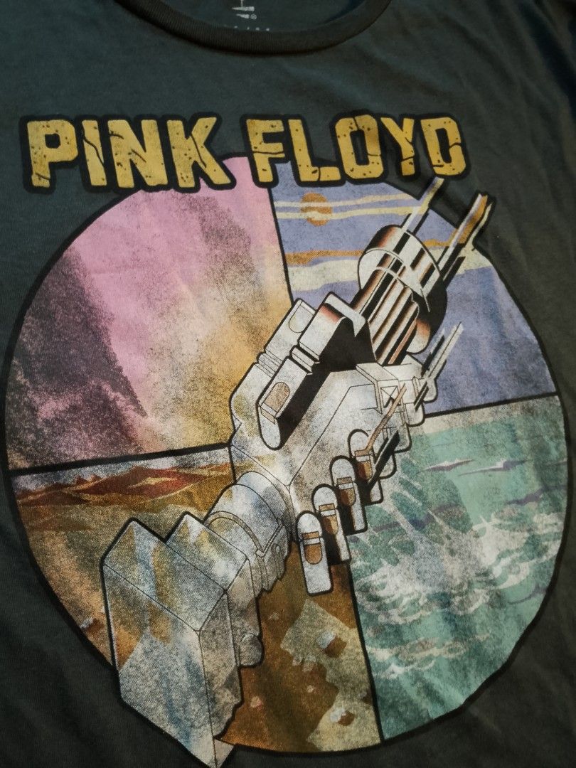 Pink Floyd Panther Band Tee (Category: Tshirts & Polo Shirts ) located in Baguio. Submitted by bado.feels (Listing ID 1461004568, Image 2). Description: Excellent condition Size Medium (20x27) 249+sf Baguio Loc.