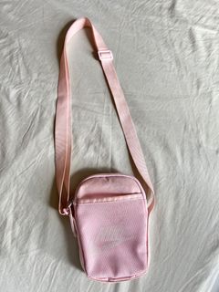 (Category: ) located in . Submitted by vdc.apparel (Listing ID 1460922820, Image 1). Description: .