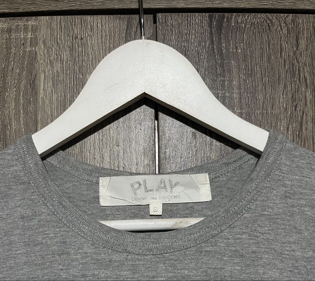🤍PLAY CDG INVERTED TEXT SHIRT (Category: Shirts) located in Dumaguete. Submitted by marc_umbac89 (Listing ID 1461078454, Image 3). Description: 🤍PLAY CDG INVERTED TEXT SHIRT ₱350 ~Excellent Condition ~Complete Tags ~Inverted Text ~Size:Small On Tag ~Length:25 Width:16 📌Dumaguete City Negros Oriental ✅Unli Vouch And VC For Legitimacy ‼️DISCLAIMER: I Am Not Affiliated With The Official Brand Displayed Nor Do We Sell Under Their Cause. I Solely H
