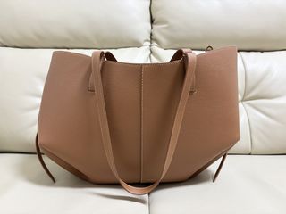（分類：）位於 。 由 dearjane. 提交（商品編號 1461071530，圖片 1）。簡介： 。