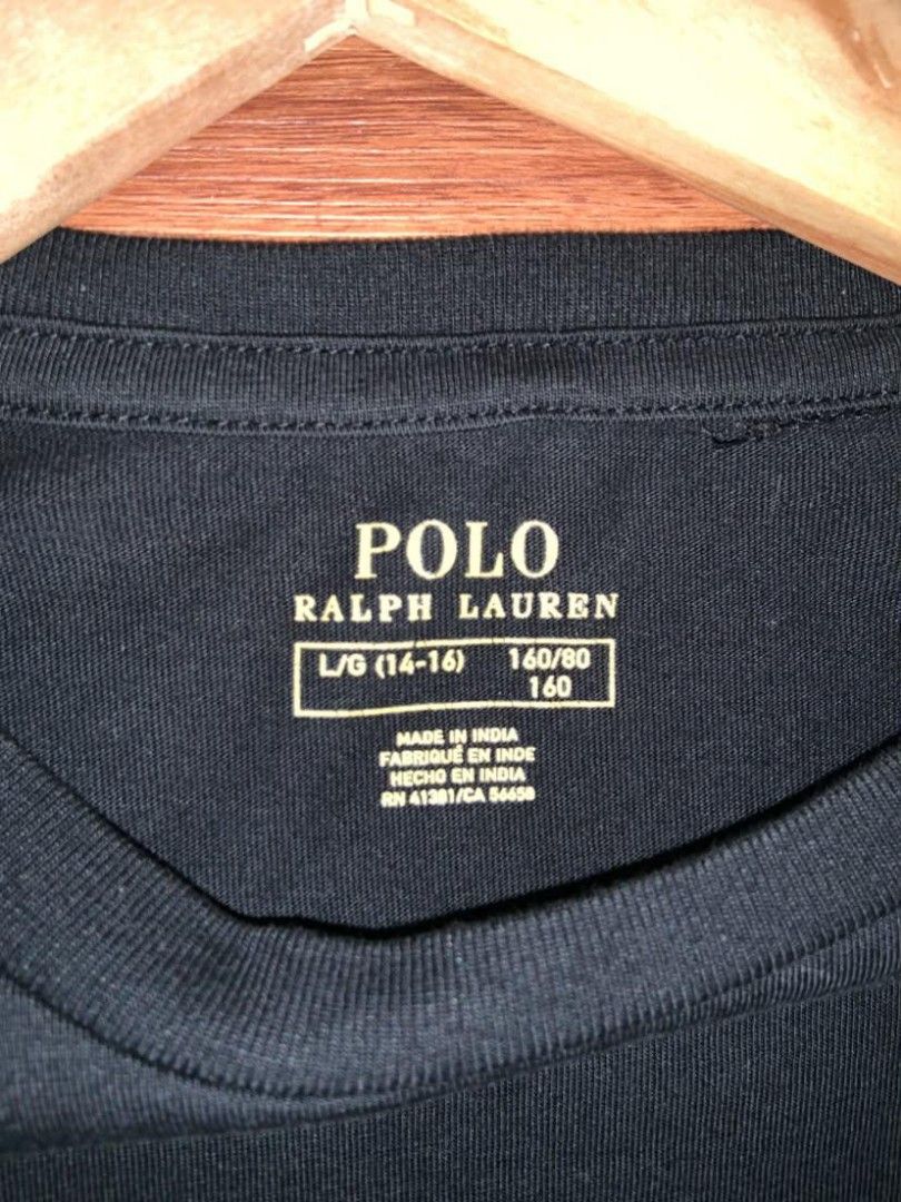 Polo Ralph Lauren (Category: Luxury Apparel) located in San Jose del Monte. Submitted by ukay_street (Listing ID 1461092038, Image 2). Description: RAPLH LAUREN SHIRT SIZE: MEDUIM COLOR RATE: 9/10 ISSUE: STAIN NEED WASH AUTHENTIC COMPLETE TAGS ₱: 399+SF🛒📩.