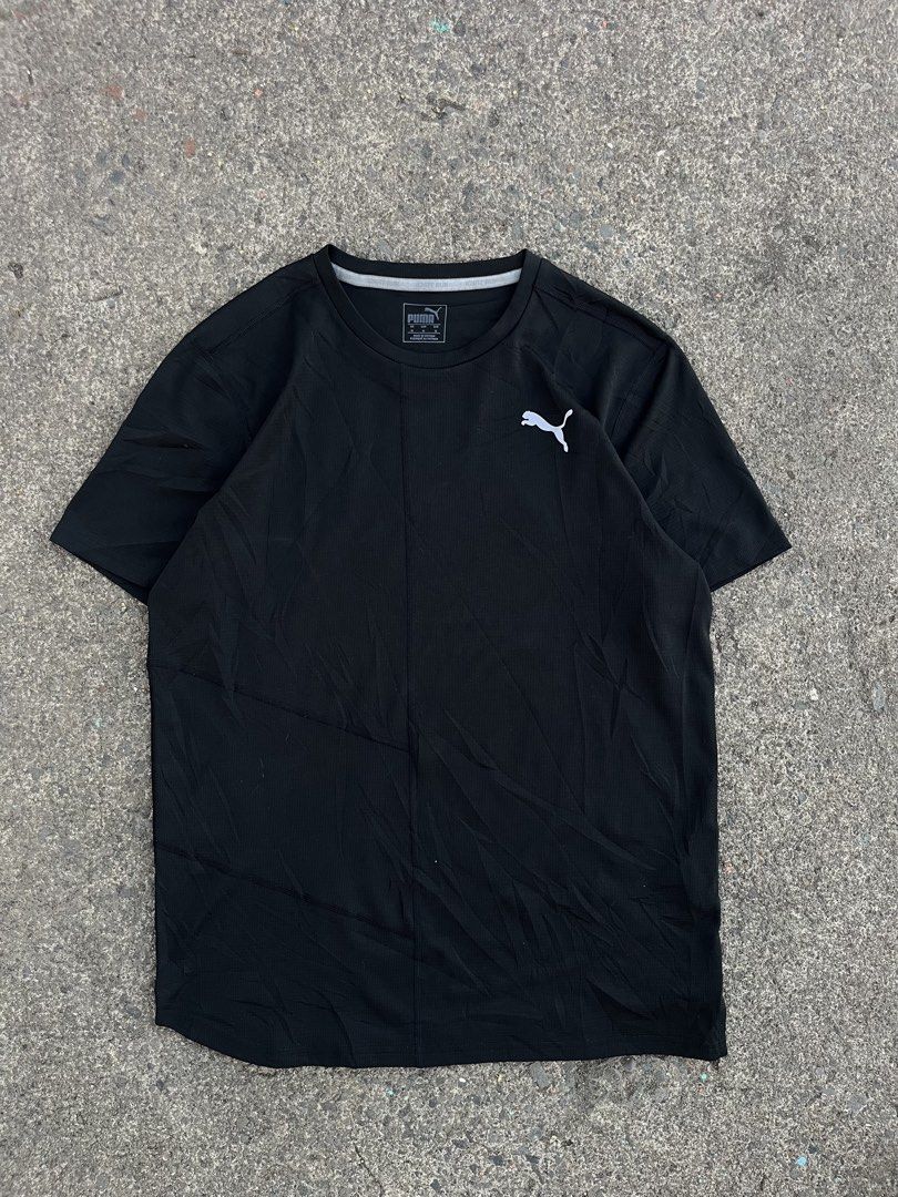 Puma Black T-shirt Size M (Category: Tshirts & Polo Shirts ) located in Oroquieta. Submitted by sagarinocr57887 (Listing ID 1461050209, Image 1). Description: - Black Puma T-shirt - Simple design with Puma logo on chest - Made in Vietnam - Size: Medium (M) - Ideal for workouts or casual wear - Check tags for more details.