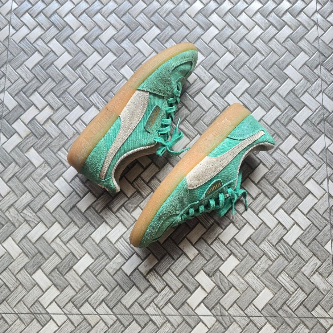 PUMA PALERMO (Category: Sneakers) located in Kalibo. Submitted by maquiqm (Listing ID 1460991816, Image 2). Description: PUMA PALERMO VINTAGE "JADE GREEN" US 10 (28 CM) RATE: 9/10 RFS:BARELY USED (NEGOTIABLE) LOCATION: KALIBO, AKLAN - Minor signs of wear on the toe box suede (Pweding linisin using eraser).