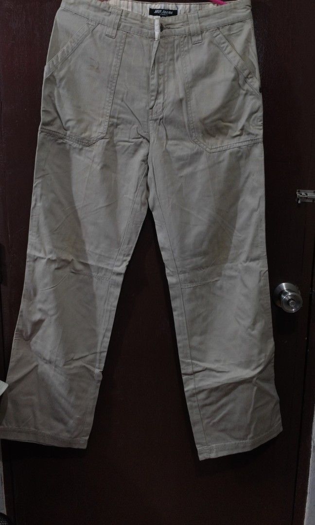AS PACK RANDOM WORK PANTS / TROUSERS (Category: Jeans) located in Manila. Submitted by friperie. (Listing ID 1461019530, Image 2). Description: Disclaimer: Product Color May Slightly Vary Due to Photographic Lighting Sources or Your Monitor Settings as pack 5pcs pants best fits 29-31 needs heavy wash Dm for other pictures or details..