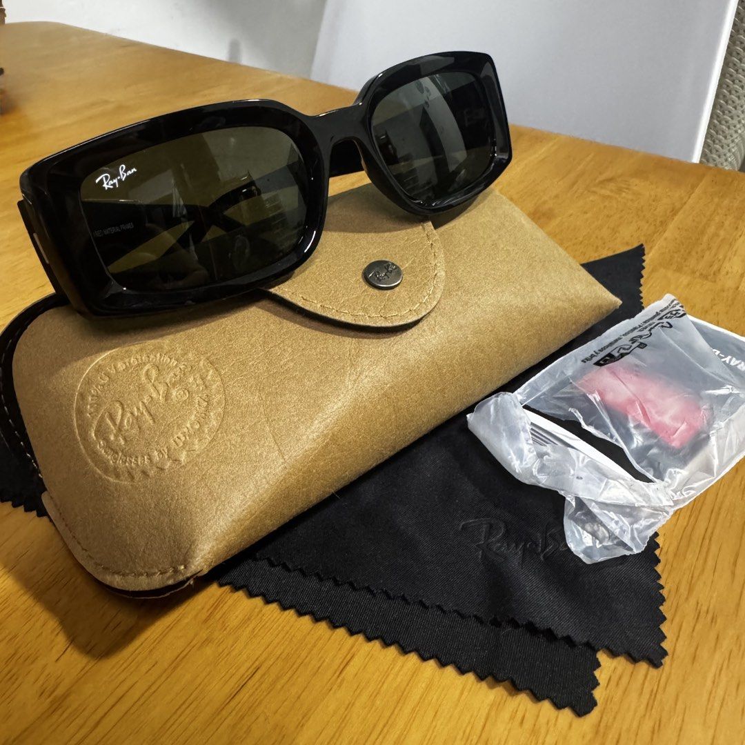 Rayban Kilian sunglasses (Category: Sunglasses & Eyewear) located in Bulacan. Submitted by animrac23 (Listing ID 1461018868, Image 2). Description: Personal item❗️ Authentic Rayban Kilian sunglasses. Bought in USA. Rfs — maluwag kahit anong pilit 🙄😅.