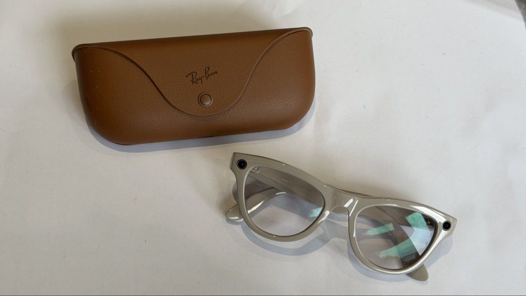 Ray-Ban Meta Skyler (Gen 2) Custom Smart Glasses (Category: Cameras) located in Balagtas. Submitted by kkramos08 (Listing ID 1460990324, Image 2). Description: - Ray-Ban Meta Skyler (Gen 2) Smart Glasses - Frame: Shiny Chalky Gray with High Bridge Fit - Lenses: Non-prescription Clear to Amethyst Transitions (Standard Thin Treatment) - Condition: Opened, used for a few times only RFS: decluttering Can do meetups in Balagtas, Bulacan or Makati (wee