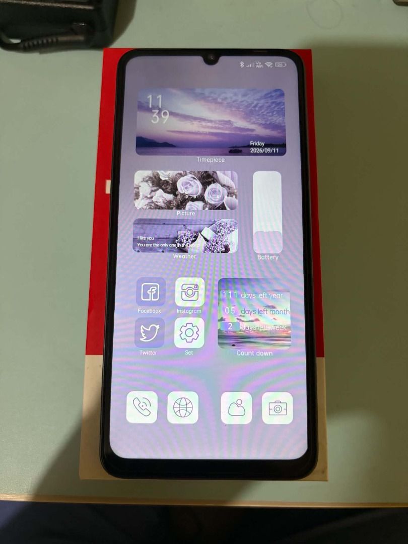 Redmi 13C (Category: Xiaomi) located in Caloocan City. Submitted by jennelyna11672 (Listing ID 1461084958, Image 2). Description: Inclusions: Box Tempered Glass RFS: Need funds for my dogs medications.