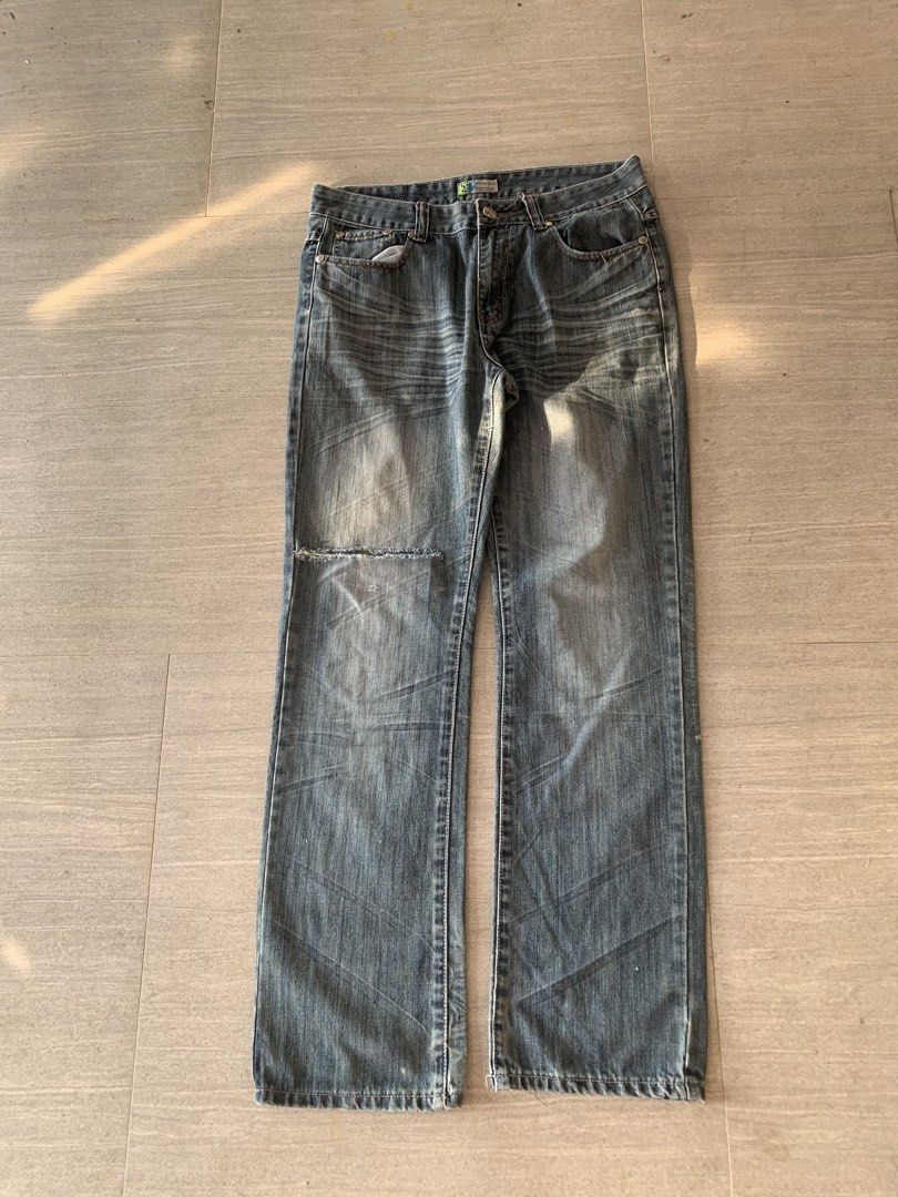 Rep pepper (Category: Jeans) located in Mambusao. Submitted by naze77 (Listing ID 1461055797, Image 2). Description: W:32 L:42 Hem9.