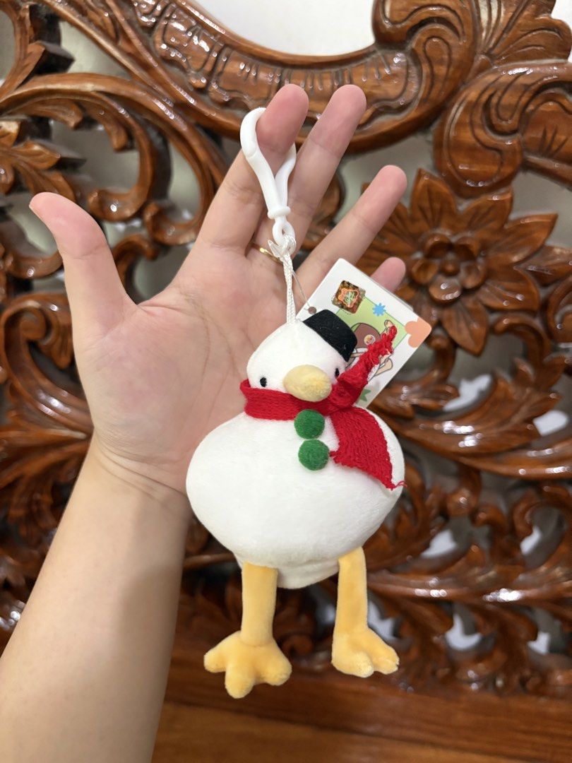 Reversible Cute Duck & Kiwi Plush Keychain (Category: Plushies & Soft Toys) located in Quezon City. Submitted by rxyel (Listing ID 1461075585, Image 1). Description: Brand new with paper tag.
