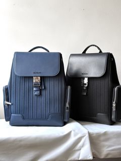 RIMOWA 🧳 Collection item 1
