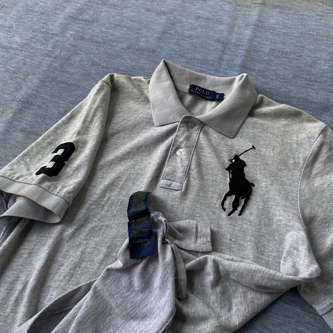 RL POLO (Category: Tshirts & Polo Shirts ) located in Angeles City. Submitted by stephen52790 (Listing ID 1461101561, Image 3). Description: 🟥RL POLO (INCH) Size: L Width: 20 Length: 27 •Good/Excellent condition •Off/Fake •Embroid design •Big pony •Issue: Minimal stains and tiny hole Price: 350PHP.