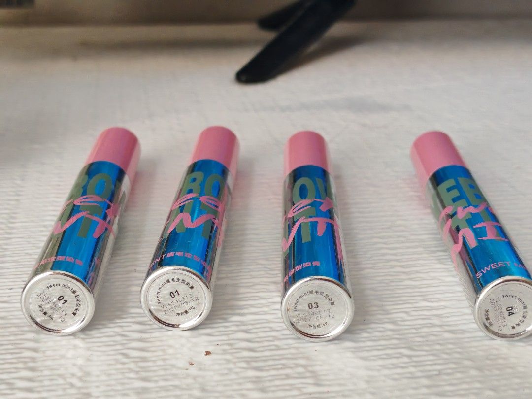 ROBOMINT brow mascarra (Category: Makeup) located in Manila. Submitted by itsmejorgy14 (Listing ID 1460941237, Image 1). Description: - Set of 3 ROBOMINT Sweet Mint tinted lip balms - Includes shades: 01, 03, and 04 - Tinted for a subtle hint of color - Refreshing minty scent - Keeps lips moisturized for everyday use - Features pink caps and blue metallic tubes with ROBOMINT logo 150 each 375 original price swatch lang po di nagamit .