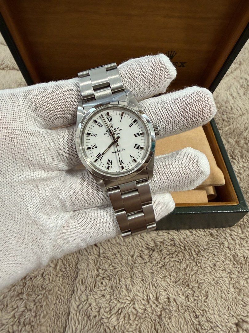Rolex Airking (Category: Luxury Watches) located in Santa Rosa. Submitted by fourthhourtimepieces (Listing ID 1460956653, Image 2). Description: ROLEX AIR-KING PRECISION 🤍 A timeless vintage Rolex featuring a clean white Roman numeral dial, stainless-steel case, and classic Oyster bracelet. • Year 1996 • 34mm • Automatic movement • Watch with Rolex box • Good overall condition • Authentication welcome Asking Price: ₱275,000 Meet-up: Alabang Ship