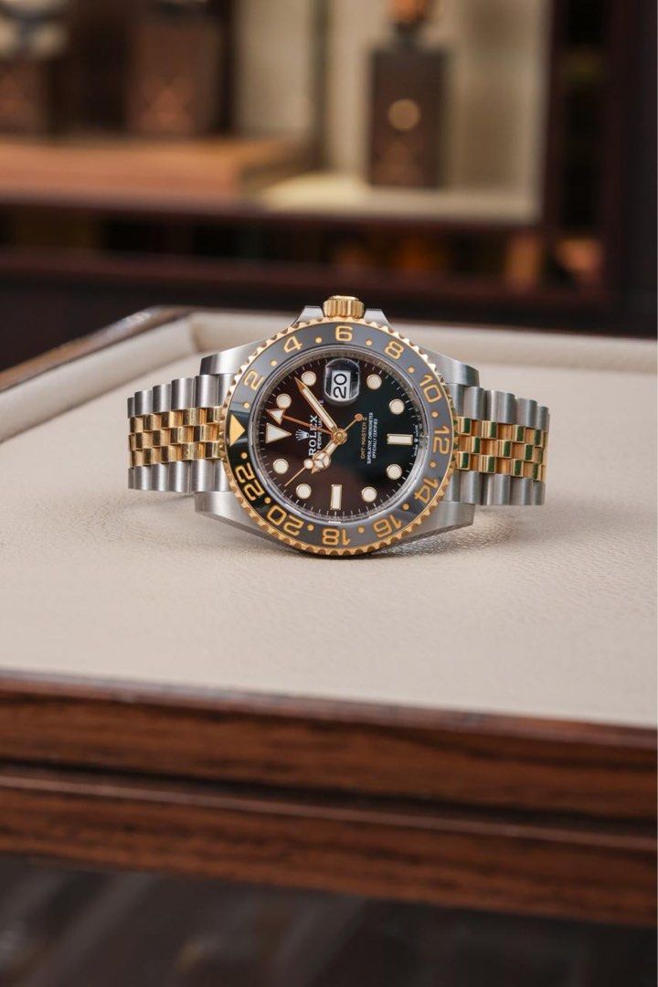 Rolex GMT-Master II “Guinness” (Category: Luxury Watches) located in Makati City. Submitted by vintage.grail (Listing ID 1460936466, Image 3). Description: Rolex GMT-Master II “Guinness” Reference 126713GRNR Two-tone, Jubilee Year 2024, Excellent condition Complete Set 🏷️Php 1,350,000 DM to reserve. Available for viewing at Vintage Grail, The Peninsula Manila .