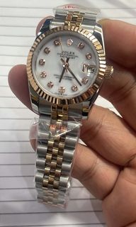(Category: ) located in . Submitted by lynn-watchesshop (Listing ID 1461060793, Image 1). Description: .