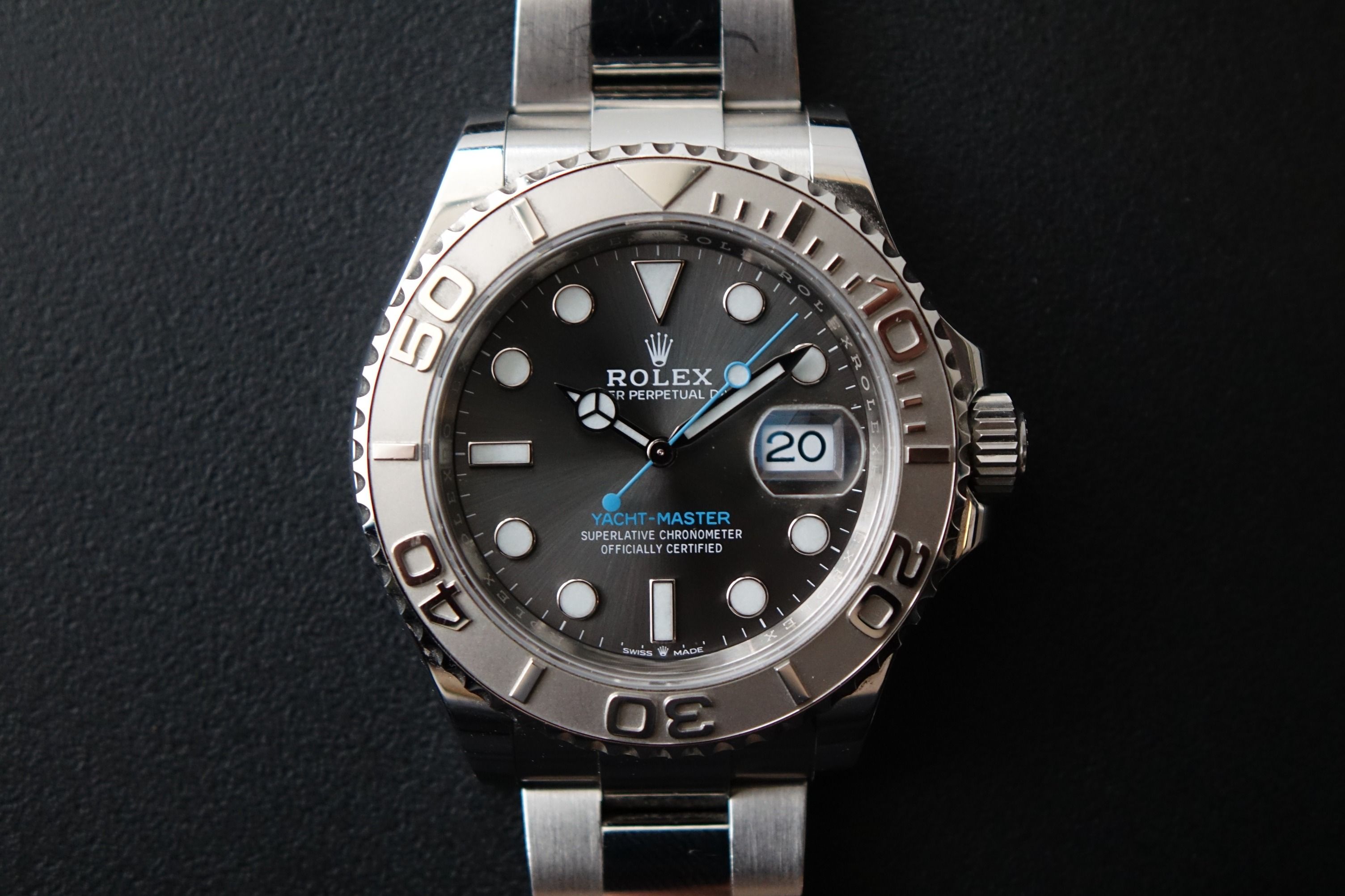 Rolex Yacht-Master 40 Rolesium 126622 Sunburst Rhodium Full Set (Category: Watches) located in Singapore. Submitted by wristime (Listing ID 1461074567, Image 1). Description: Join our tele-gram channel for the latest updates! https://bit.ly/4rwZ2Mp Retails for S$18,600. The Rolex Yacht-Master 40 brings a more refined take on the brand’s nautical sports watches, combining a 40mm Oystersteel case and bracelet with a solid 950 platinum bidirectional