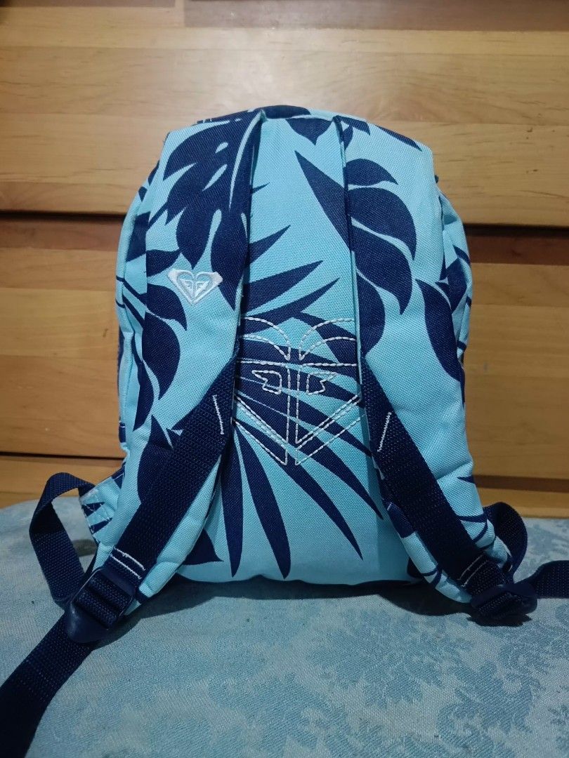 Roxy Kids Back Pack (Category: Backpacks) located in Baguio. Submitted by roselleshiddentreasures13384 (Listing ID 1460938747, Image 2). Description: 🌸Canvass Material 🌸No Major Issue 🌸Normal Signs Of Use Only 📏Small Size 🖼️Check All Photos For Other Details 🌸Limit Your Expectation The Item Is Preloved From Ukay ❌No Return No Exchange. ❗.