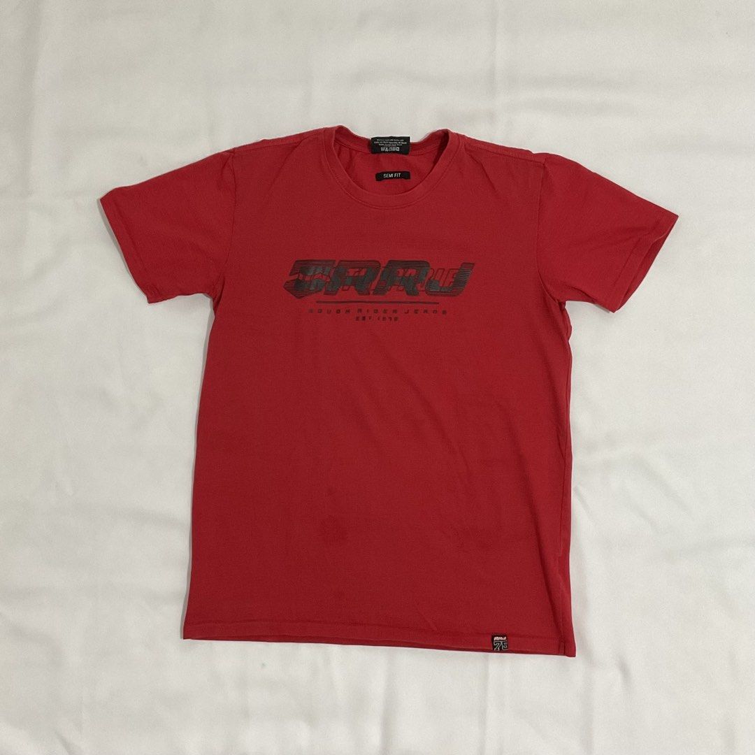RRJ One 975 Men’s Red Basic Medium Semi Fit Graphic T Shirt (Category: Tshirts & Polo Shirts ) located in Caloocan City. Submitted by de_clothur (Listing ID 1460942110, Image 1). Description: .