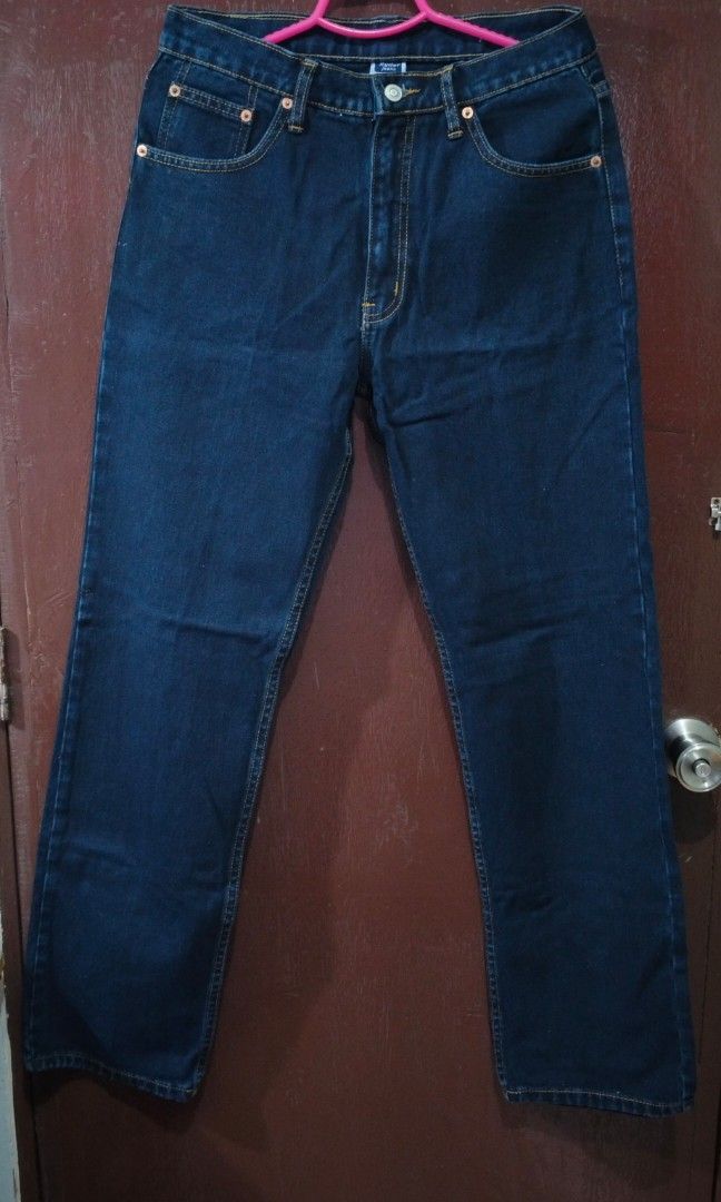 RYDERS STRAIGHT PANTS (Category: Jeans) located in Manila. Submitted by friperie. (Listing ID 1461024926, Image 1). Description: Disclaimer: Product Color May Slightly Vary Due to Photographic Lighting Sources or Your Monitor Settings issue nababakbak yung leather tag sa likod Dm for other pictures or details..
