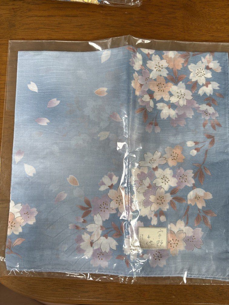 Sakura Cherry Blossoms Handkerchief (Category: Other Accessories) located in Calamba. Submitted by cur8d (Listing ID 1460954125, Image 2). Description: .