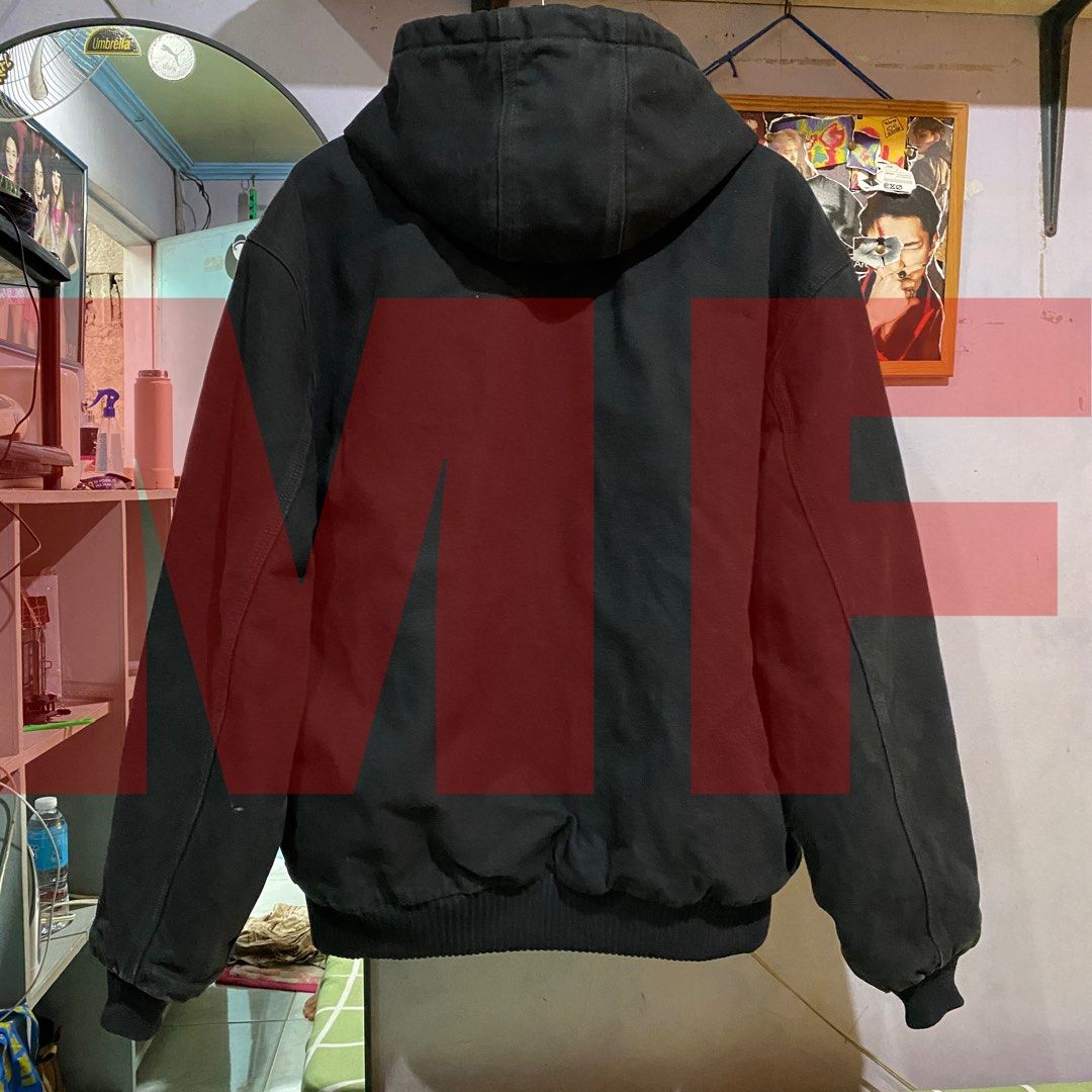 SALE OR SWAP (Category: Activewear) located in Manila. Submitted by reigunnxx (Listing ID 1460929085, Image 2). Description: Carhartt Active Jacket SIZE : LARGE W26xL28 MATERIAL : OUTER THICK CANVAS / INSIDE COTTON INSULATED AUGUST 2019 DATED CHECK LAST 2 IMAGES ALL DETAILS ARE POSTED COLOR MAY VARY DUE TO LIGHTING TAGS: CARHART DICKIES BEN DAVIS Y2K STUSSY CHROME HEARTS ADLV MECCA JNCO SOUTHPOLE PELLE PELLE ANIME KPOP BATHING APE .