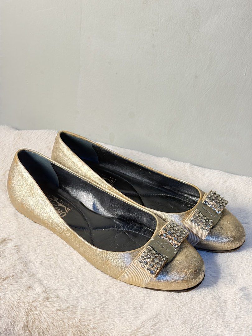 Salvatore Ferragamo Flats (Category: Sneakers & Footwear) located in Manila. Submitted by at_realty (Listing ID 1461077490, Image 1). Description: Authentic Salvatore Ferragamo Size: 25cm Size fits 7 to 8 Condition: 8/10.