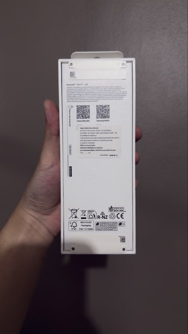 Samsung Galaxy Watch 9 40mm (Category: Wearables & Smart Watches) located in Quezon City. Submitted by keywayelih (Listing ID 1460934855, Image 3). Description: SELLING P17,500.00 Samsung Galaxy Watch 9 40mm - White -Brand New and Sealed -Bought from Samsung Store -With Free Screen Protectors and Clear Case MOP: GCash, Maya, Bank Transfer, Cash MOD: Grab, Lalamove, Borzo, Pick-Up Location: West Avenue, Quezon City.