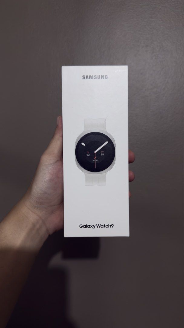Samsung Galaxy Watch 9 40mm (Category: Wearables & Smart Watches) located in Quezon City. Submitted by keywayelih (Listing ID 1460934855, Image 2). Description: SELLING P17,500.00 Samsung Galaxy Watch 9 40mm - White -Brand New and Sealed -Bought from Samsung Store -With Free Screen Protectors and Clear Case MOP: GCash, Maya, Bank Transfer, Cash MOD: Grab, Lalamove, Borzo, Pick-Up Location: West Avenue, Quezon City.