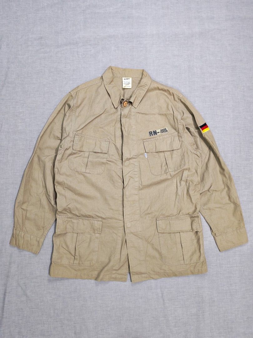 script tropical jungle jacket (Category: Coats, Jackets and Outerwear) located in Baguio. Submitted by used_clothing2600 (Listing ID 1461019988, Image 1). Description: script ripstop tropical jungle jacket size 40 verygood condition pit to pit 23 inches length 31 shoulders 18 sleeve length 24.5 Mine 680 php.