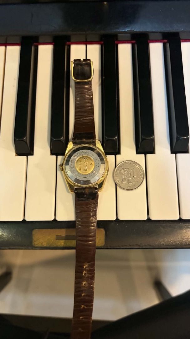 Seiko KING SEIKO 5625-7000T (Category: Men's Watches) located in Paranaque City. Submitted by Marvus. (Listing ID 1461035902, Image 3). Description: A pretty special watch from the height of the "grammar of design" era of seiko. If you know you know. Will replace the strap with a better black strap as soon as you buy. 35.5mm slightly negotiable upon meetup meetup loc: LRT stations, UST dm for inquiries can ship nationwide BMBY april 1971.