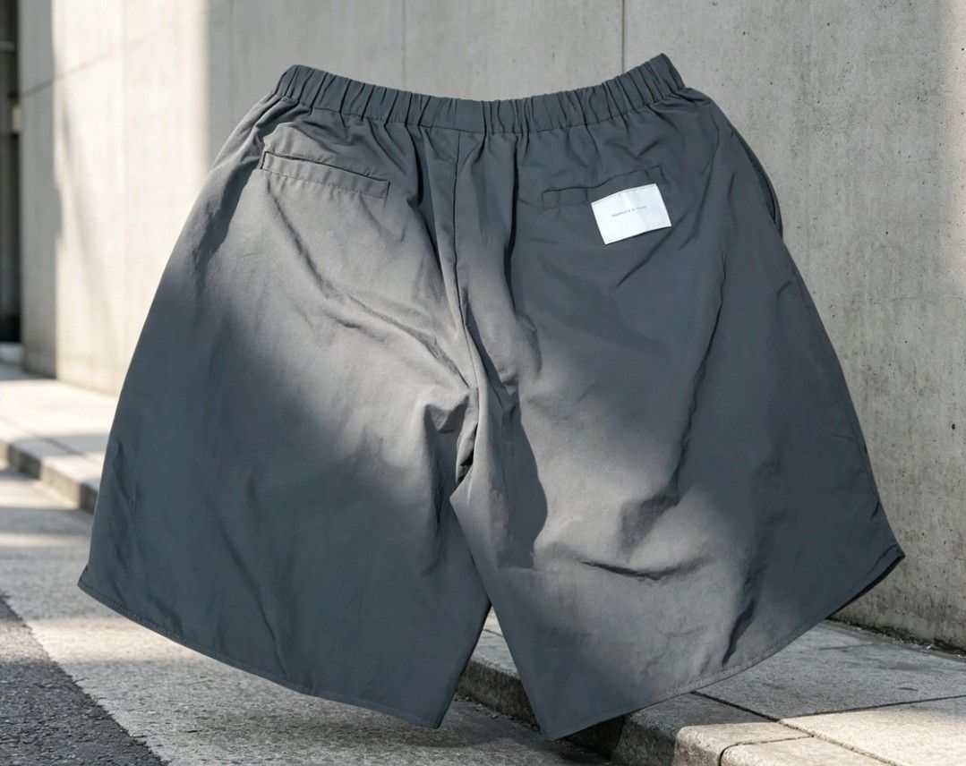 SENSE Inspired by Life Ash Gray Nylon Short (Category: Shorts) located in Bulacan. Submitted by ssirc (Listing ID 1461014891, Image 2). Description: SENSE Inspired by Life Ash Gray Nylon Short‼️ Excellent Condition ‼️ Waist:34-40 (garterized with drawstring) Length:22 ½ Hemline:14 880+SF‼️.