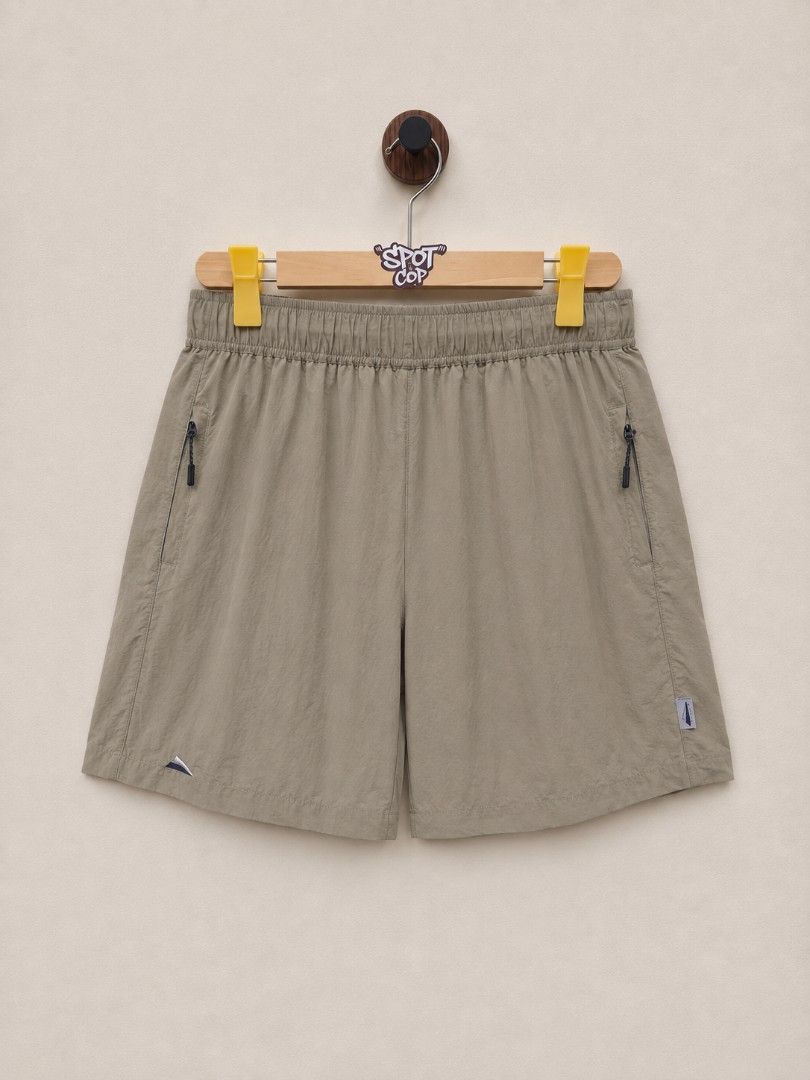 SENSE TECH CASUAL SHORT (Category: Shorts) located in Taguig. Submitted by zieyaaa.o1 (Listing ID 1461034439, Image 1). Description: SENSE TECH CASUAL SHORT FIT TO LARGE 32-36 WAISTLINE 18 LENGTH 13 LEG OPENING GOOD TO EXCELLENT CONDITION MINIMAL ISSUE ONLY CHECK THE LAST PHOTO TAGUIG LOCATION 649 PHP + SF *COLOR MAY VARY DUE TO LIGHTING.