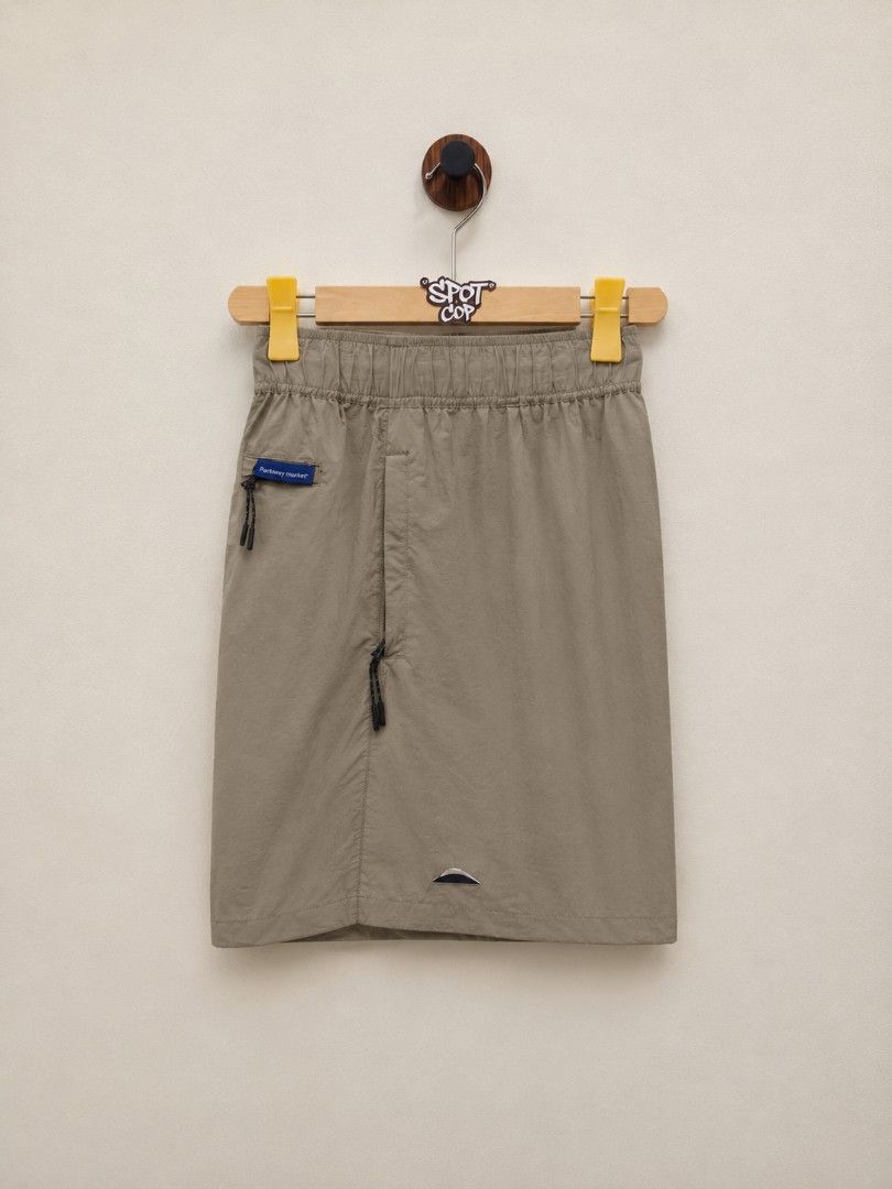 SENSE TECH CASUAL SHORT (Category: Shorts) located in Taguig. Submitted by zieyaaa.o1 (Listing ID 1461034439, Image 3). Description: SENSE TECH CASUAL SHORT FIT TO LARGE 32-36 WAISTLINE 18 LENGTH 13 LEG OPENING GOOD TO EXCELLENT CONDITION MINIMAL ISSUE ONLY CHECK THE LAST PHOTO TAGUIG LOCATION 649 PHP + SF *COLOR MAY VARY DUE TO LIGHTING.