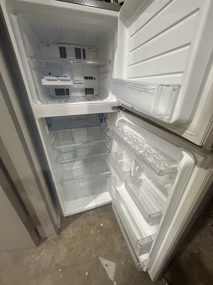 Sharp Refrigerator (Category: Refrigerators & Freezers) located in Singapore. Submitted by jazab (Listing ID 1460967521, Image 4). Description: Sharp 2-door fridge (freezer on top). Ideal for small homes or as a spare..