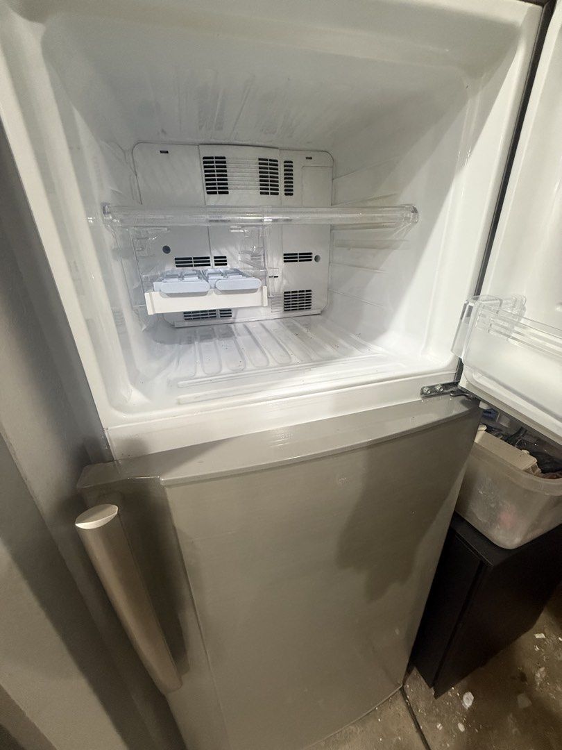 Sharp Refrigerator (Category: Refrigerators & Freezers) located in Singapore. Submitted by jazab (Listing ID 1460967521, Image 3). Description: Sharp 2-door fridge (freezer on top). Ideal for small homes or as a spare..