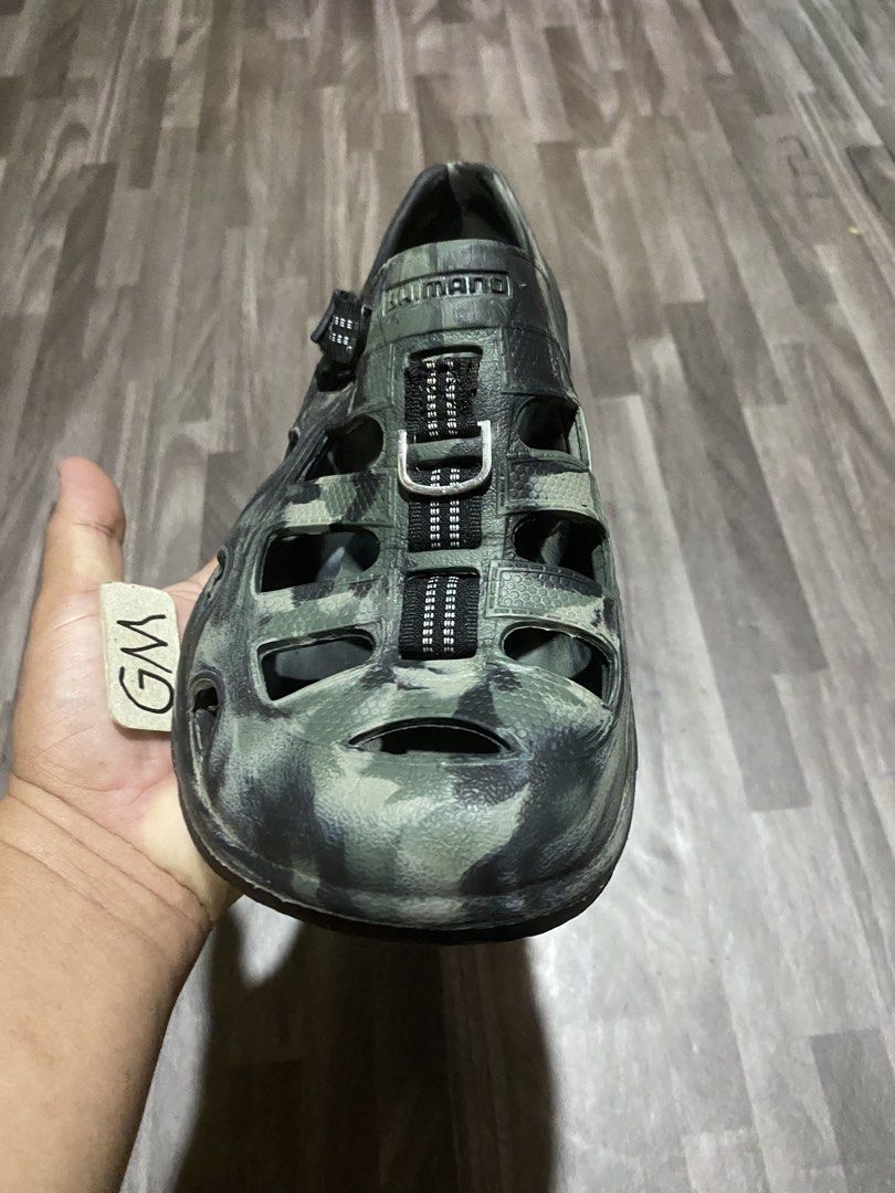 Shimano Camo Water Sandals (Category: Slippers & Slides) located in Cebu City. Submitted by freemoon.b85e0c (Listing ID 1461095875, Image 3). Description: Shimano Camou Water Sandal Legit/2nd hand Size 7 us/40 euro/25 cm Price 750 plus sf Slight heeldrags .