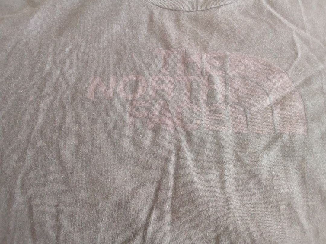 Shirt US The North Face (Category: Activewear) located in Los Banos. Submitted by mania-62906 (Listing ID 1461006796, Image 2). Description: Authentic. US Medium Black. Logo subdued yet still visible at close distance. ( Shorts and shirt TNF for 200 php plus Free tops TNF black see photos).