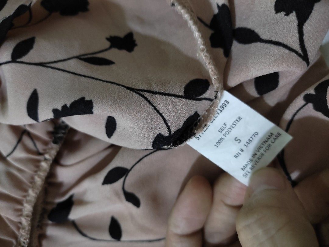 Sienna Sky Pink Floral Top Size S (Category: Others Tops) located in Tarlac. Submitted by momma02 (Listing ID 1460979282, Image 3). Description: - Pink top with elegant black floral print - Short sleeves with a stylish flutter effect - Functional button detail down the front - Flattering shirring detail on the sides - Made from comfortable 100% polyester - Brand: Sienna Sky - Size: S new, unused, tags removed.