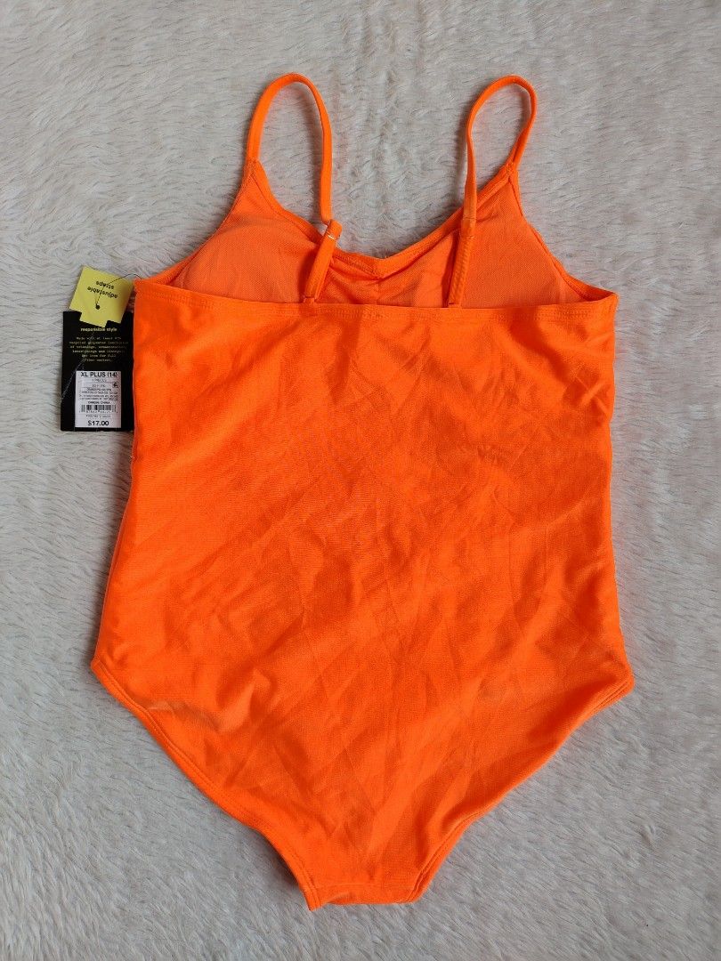 (S-M) BRANDNEW ART CLASS (Category: Bikinis & Swimsuits) located in Paranaque City. Submitted by closetbykimkirsten (Listing ID 1460996875, Image 2). Description: 🎀BrandNew 🎀 ✨Brand: Art Class ⚡Padded 🪷Size: Small-medium 💸Price: P270 (Non Negotiable) ♦️All Items are PRELOVED in good condition. ♦️Please do manage your expectations. ♦️WASH before USE ♦️BUY at your own RISK 🔥NO RETURN NO EXCHANGE POLICY🔥 ⛔BOGUS BUYER/JOY RESERVER will be poste