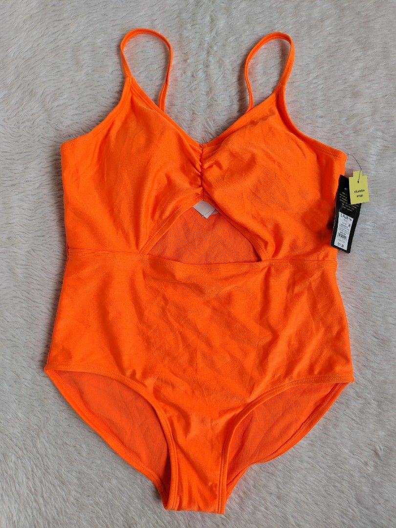 (S-M) BRANDNEW ART CLASS (Category: Bikinis & Swimsuits) located in Paranaque City. Submitted by closetbykimkirsten (Listing ID 1460996875, Image 1). Description: 🎀BrandNew 🎀 ✨Brand: Art Class ⚡Padded 🪷Size: Small-medium 💸Price: P270 (Non Negotiable) ♦️All Items are PRELOVED in good condition. ♦️Please do manage your expectations. ♦️WASH before USE ♦️BUY at your own RISK 🔥NO RETURN NO EXCHANGE POLICY🔥 ⛔BOGUS BUYER/JOY RESERVER will be poste