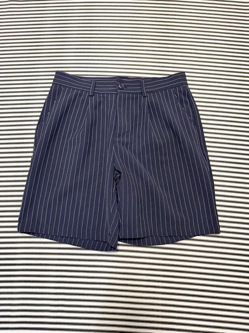 smyth shorts (Category: Shorts) located in Cavite. Submitted by mosesangelo (Listing ID 1461034542, Image 1). Description: - Condition: 9/10.