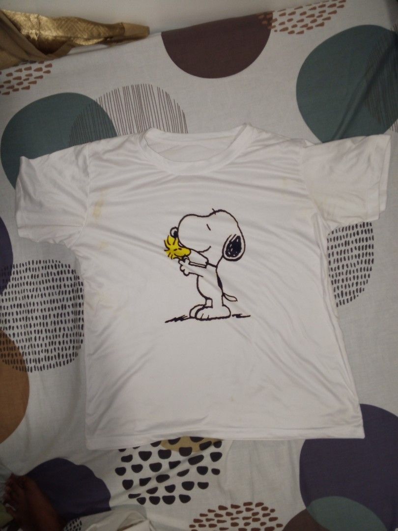 Snoopy graphic printed tee (Category: Shirts) located in Mabalacat. Submitted by mwmeowie (Listing ID 1461028806, Image 1). Description: preloved Snoopy graphic tee ♡ only worn around 2–3 times. ﹒⟡ Snoopy graphic print ﹒⟡ casual everyday style ﹒⟡ comfortable-looking fit ﹒⟡ actual item shown in photos slightly negotiable for sure buyers shipping fee c/o buyer.