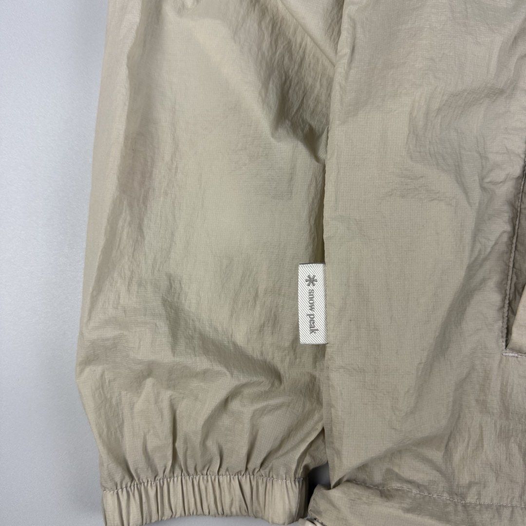 Snow peak anorak windbreaker jacket (Category: Coats, Jackets and Outerwear) located in Cavite. Submitted by epiboie (Listing ID 1460969484, Image 2). Description: Snow peak anorak windbreaker jacket Small us japan medium mens 22.5x28 Color rate: 9.5/10 excellent condition No issue 2180 - .