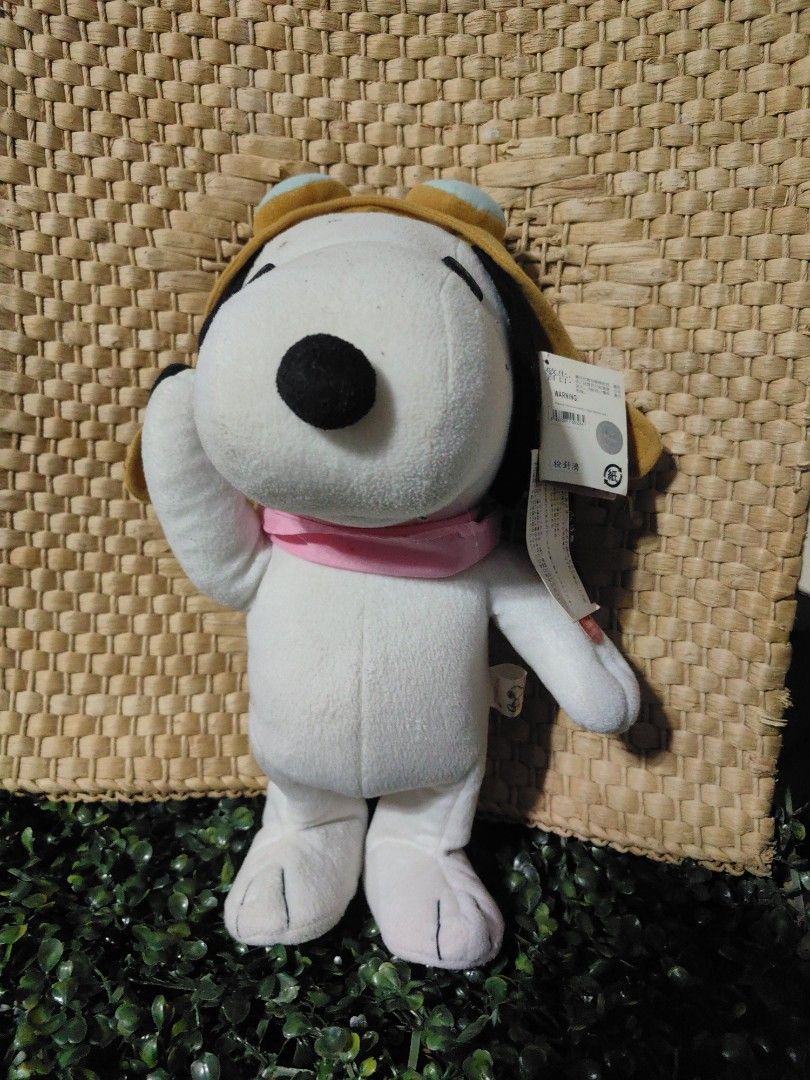 specific 13-inch Animated Flying Ace Snoopy (Category: Figurines & Statues) located in Calamba. Submitted by princesspauliney. (Listing ID 1461052030, Image 2). Description: Rare and collectible snoopy May music battery operated not tested 13inches tall GCASH payment First to pay basis.